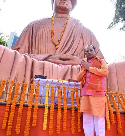 मुख्यमंत्री श्री विष्णु देव साय राजधानी रायपुर के स्वामी विवेकानंद सरोवर पहुंचे