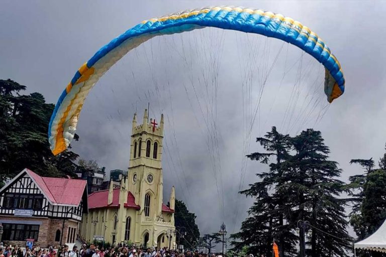 शिमला फ्लाइंग फेस्टिवल के द्वितीय संस्करण का उद्घाटन आज, राज्यपाल शिव प्रताप शुक्ल करेंगे