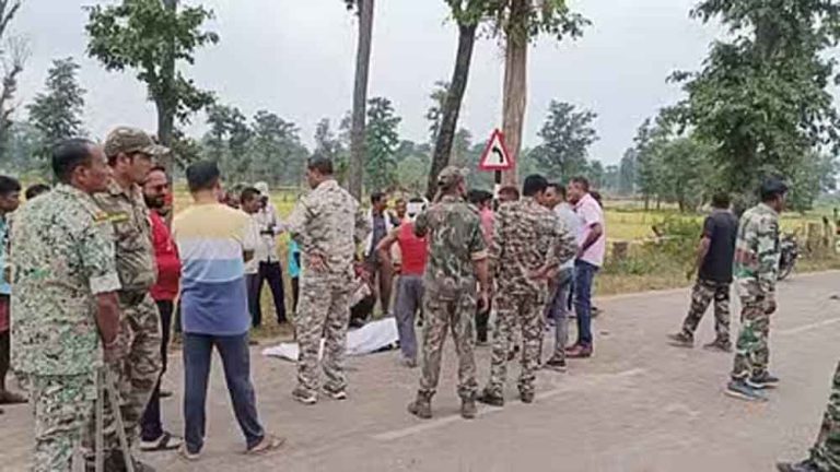 छत्तीसगढ़-कबीरधाम में तेज रफ्तार कार की टक्कर से बाइक सवार की मौत