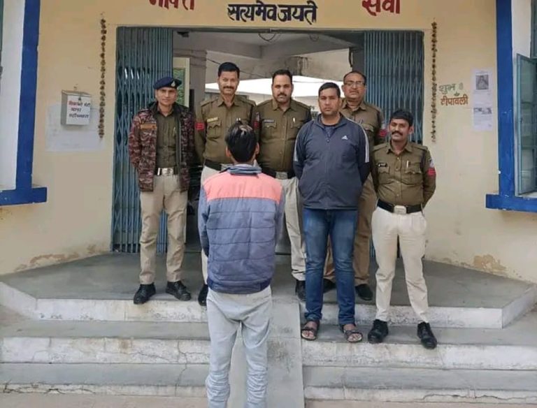 छतरपुर पुलिस ने पेट्रोलिंग के दौरान 2 स्थाई वारंटी सहित कुल 24 आरोपियों को किया गिरफ्तार