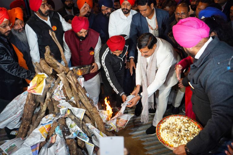 हमारे देश में मनाया जाने वाला एक-एक त्यौहार आनंद और उत्साह भर देता : मुख्यमंत्री डॉ. यादव