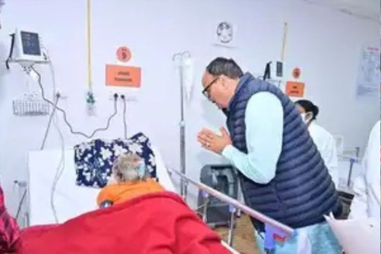 प्रयागराज महाकुंभ में ह्रदयघात के 100 श्रद्धालुओं की बचाई जान, अब तक एक लाख का इलाज