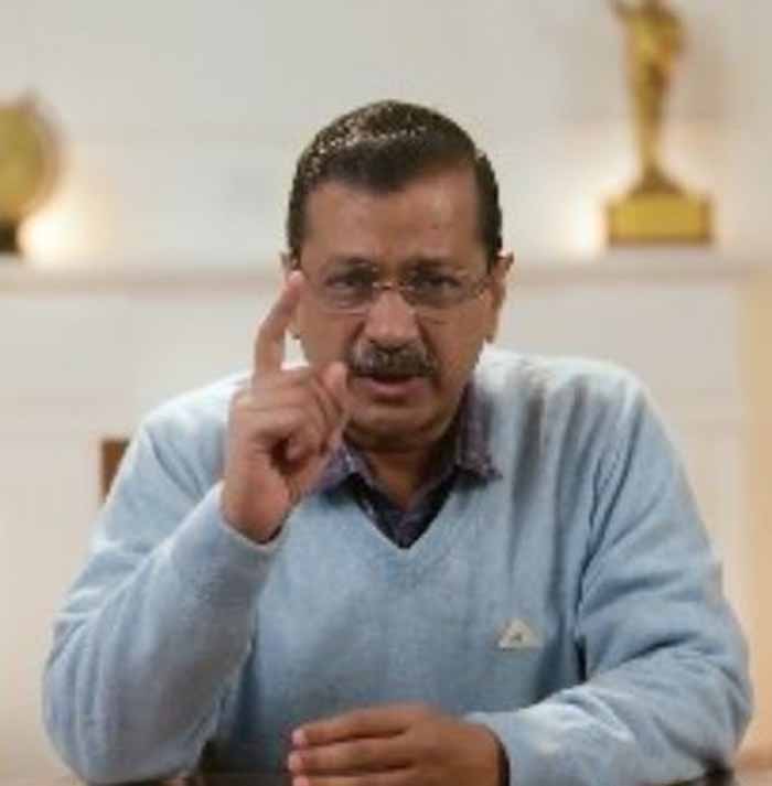 अरविंद केजरीवाल ने कहा- अमित शाह के इशारे पर पुलिस ने मेरी गाड़ी पर हमला करवाया