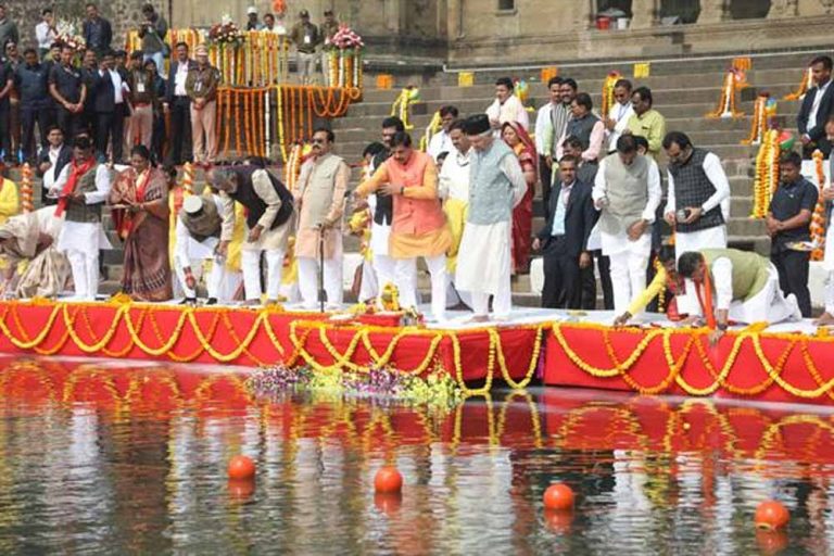 माँ नर्मदा के आशीर्वाद से निरंतर प्रगति के पथ पर अग्रसर है मध्यप्रदेश : मुख्यमंत्री डॉ. यादव