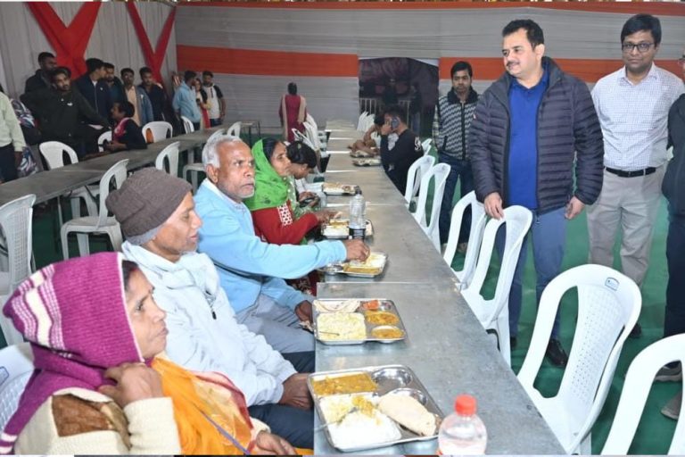 रायपुर : मुख्यमंत्री विष्णुदेव साय 13 फरवरी को महाकुंभ स्नान के लिए पहुंचेंगे प्रयागराज