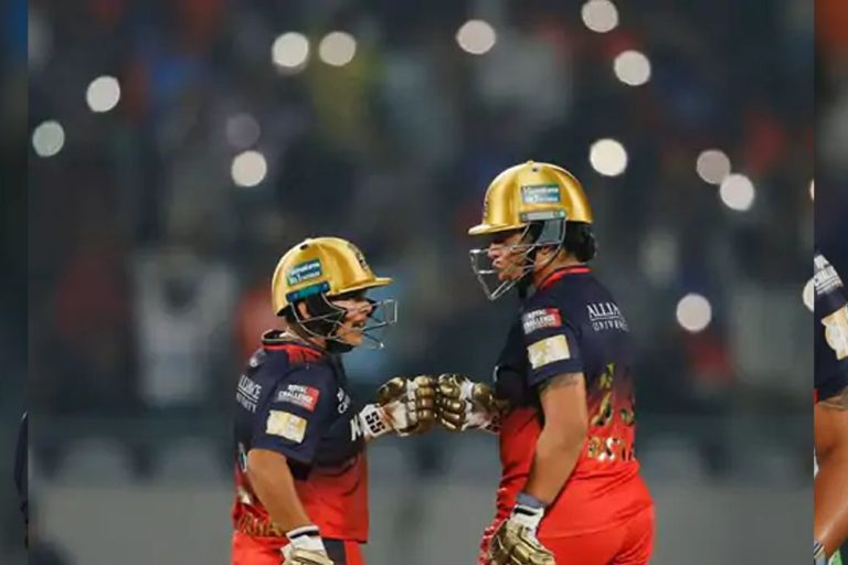 WPL में सबसे बड़े चेज से लेकर छक्कों की बरसात तक, RCB और GG के मैच में लगी रिकॉर्ड्स की झड़ी