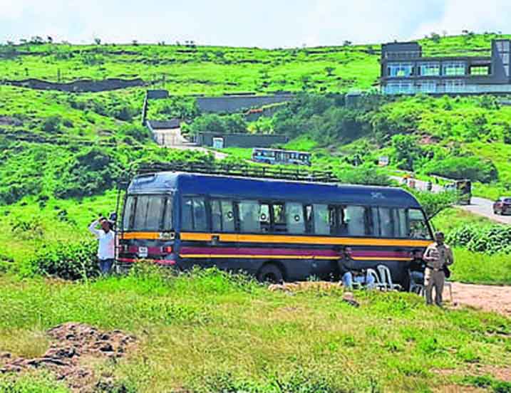 बस डिपो में खड़ी महाराष्ट्र परिवहन निगम की बस में 26 वर्षीय महिला के साथ रेप, CCTV में कैद हुआ दरिंदा