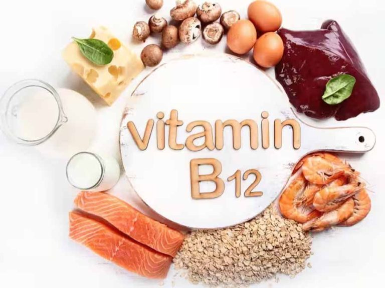 Vitamin B12 की कमी  पूरी करने के लिए दही में ये पोषक चीजें मिलाकर खाएं