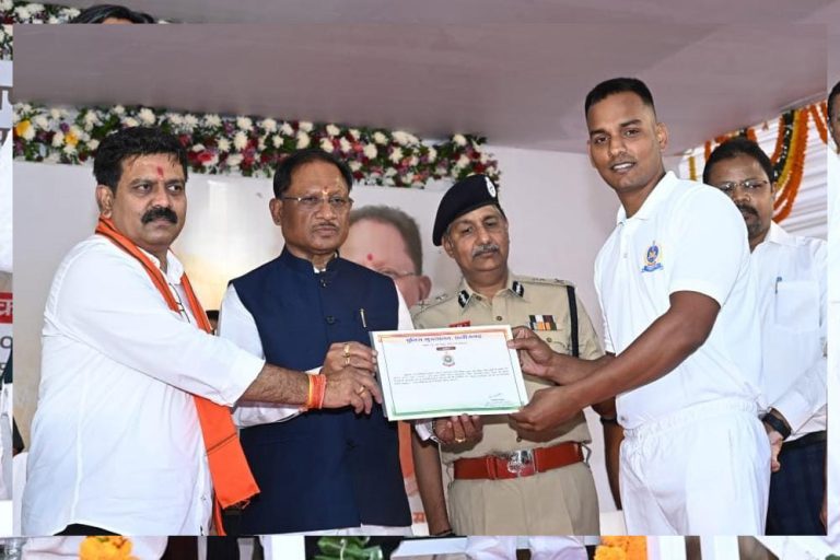 पुलिस केवल कानून-व्यवस्था का नहीं, बल्कि जनता के विश्वास और सुरक्षा का भी प्रतीक – मुख्यमंत्री साय