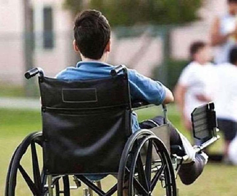 सोशल ऑडिट के उद्देश्य से दृष्टि एवं श्रवण बाधितार्थ उमावि का किया निरीक्षण