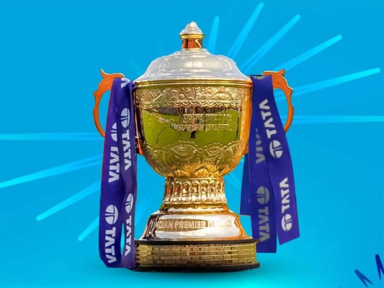 IPL 2025 का सीजन अभी शुरू नहीं हुआ है, लेकिन रिप्लेसमेंट पर रिप्लेसमेंट देखने को मिल रहे हैं