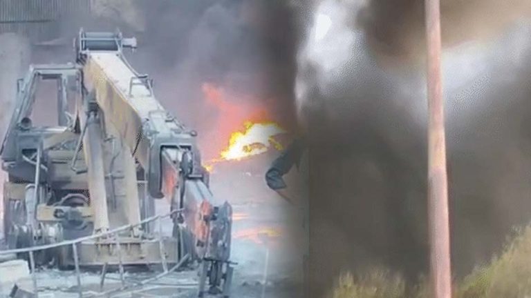 पीथमपुर की पाइप फैक्ट्री में लगी भीषण आग, कई किमी दूर से दिख रहीं लपटें, 12 दमकल की गाड़ियां मौजूद