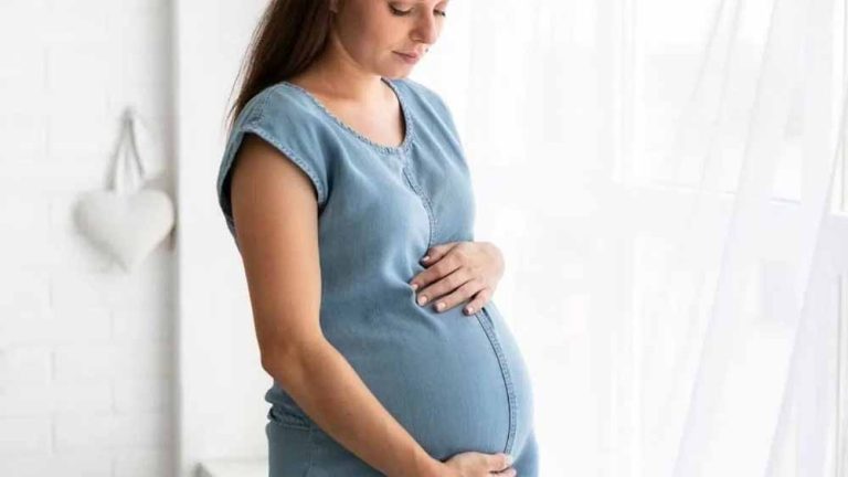 गर्भावस्था के दौरान करें इन बातों पर अमल, रहेंगी एकदम स्वस्थ्य