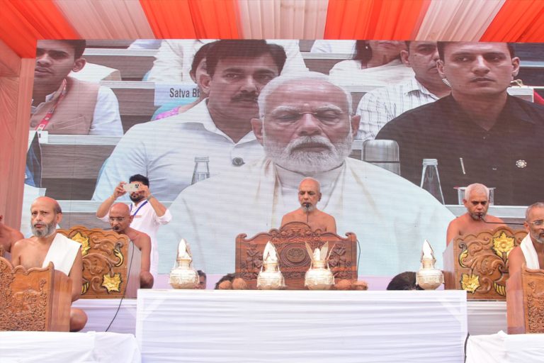 विश्व नवकार महामन्त्र दिवस पर रवीन्द्र भवन भोपाल में आयोजित कार्यक्रम में उप मुख्यमंत्री शुक्ल हुए शामिल