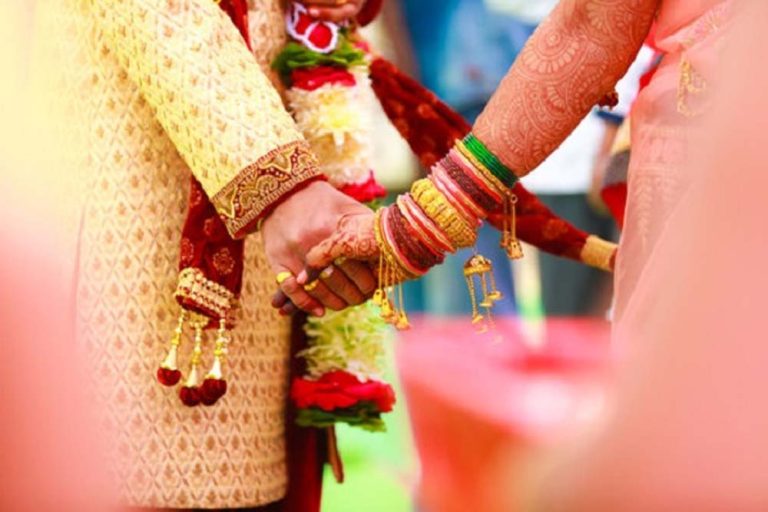 सुहागरात तो दूर शादी का सपना भी रह गया अधूरा, दुल्हन के बताने के बाद भी दो-दो गलतियां कर बैठा दूल्हा