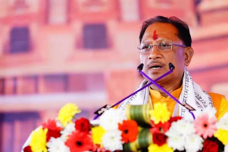 मुख्यमंत्री विष्णु देव साय के मार्गदर्शन में ‘विकसित बस्तर की ओर’ परिचर्चा में बस्तर अंचल में पर्यटन को बढ़ावा देने कार्ययोजना को साकार करने के दिए निर्देश