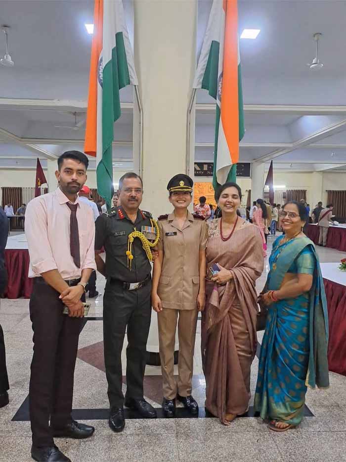 मुरैना जिले की बेटी हिमानी तोमर ने लेफ्टिनेंट बनकर प्रदेश को किया गौरवान्वित
