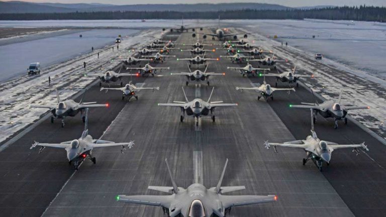 USAF के अधिकारियों की एक टीम बांग्लादेश की राजधानी ढाका पहुंची,  म्यांमार और बांग्लादेश बॉर्डर पर कुछ बड़ा होना वाला है?