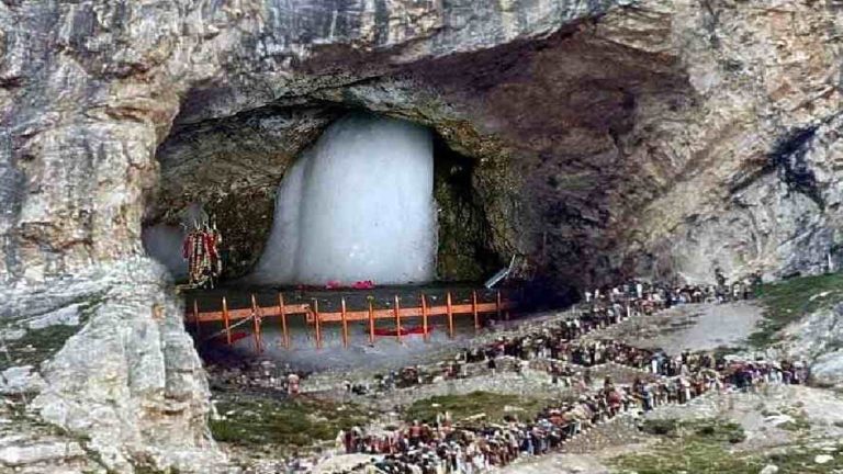 Amarnath Yatra में आपात स्थितियों का सामना करने के लिए आधार शिविरों की क्षमता बढ़ाई जाएगी