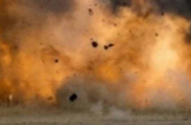 नक्सली अपनी नापाक हरकतों से नहीं आ रहे बाज, आईईडी विस्फोट की चपेट में आकर तीन ग्रामीण बुरी तरह से घायल