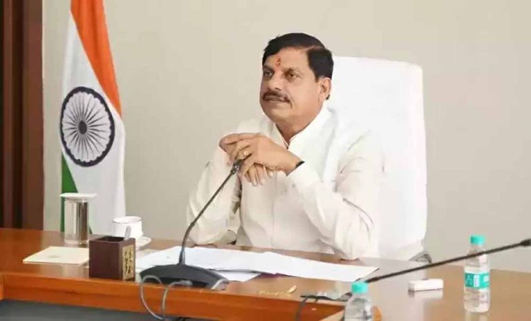 मुख्यमंत्री यादव ने 10वीं-12वीं बोर्ड परीक्षा में उत्तीर्ण होने वाले परीक्षार्थियों को दी बधाई, असफल छात्रों का बढ़ाया मनोबल