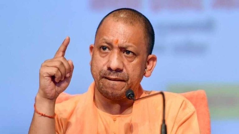 सीएम योगी ने कहा- आतंकवाद कुत्ते की पूंछ है, जो कभी सीधी नहीं होगी. उसको उसी भाषा में जवाब देना होगा