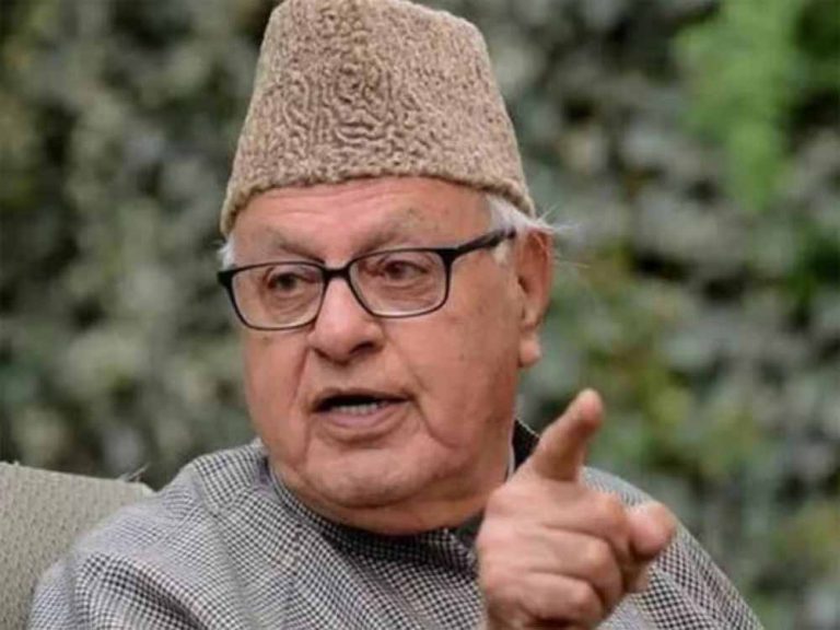 फारूक अब्दुल्ला की अपील- देश भर के लोगों से आग्रह किया कि वे कश्मीर में खूबसूरती का आनंद लेने के लिए आएं