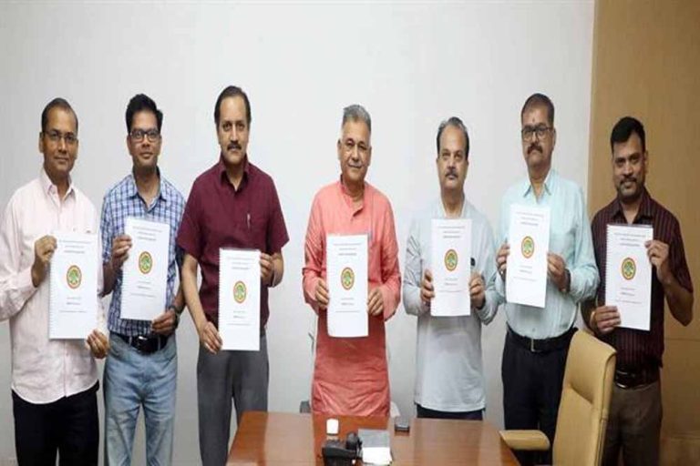 तकनीकी एवं व्यावसायिक पाठ्यक्रमों में प्रवेश लीजिए, कौशल सीखिए एवं राष्ट्र निर्माण में सहभागी बनिए : मंत्री परमार