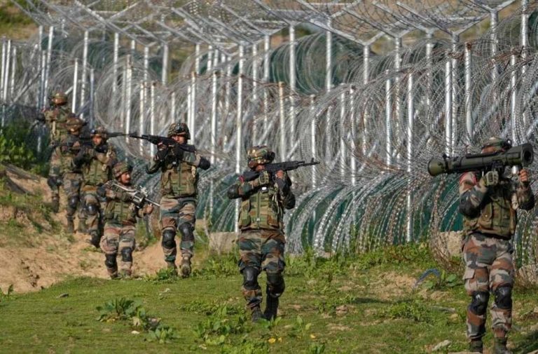 अमेरिकी खुफिया रिपोर्ट में किया दावा- पाकिस्तान को एक ऐसी सुरक्षा समस्या के तौर पर देखता है जिसपर काबू पाना जरूरी