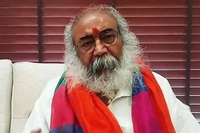 आचार्य प्रमोद कृष्णम ने कहा- राहुल गांधी पाकिस्तान से चुनाव लड़ेंगे तो भारी मतों से जीतेंगे