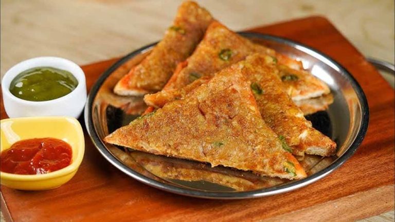 ब्रेकफास्ट में बनाएं आलू टोस्ट