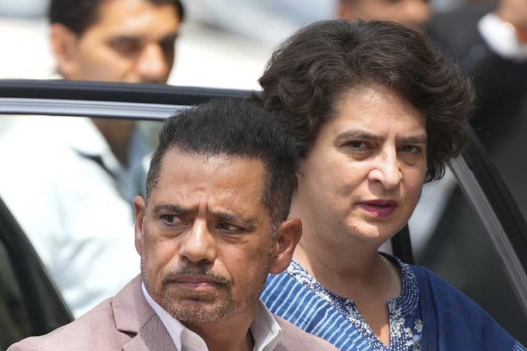हरियाणा जमीन घोटाले मामले में होनी है पूछताछ, रॉबर्ट वाड्रा आएंगे  ED ऑफिस