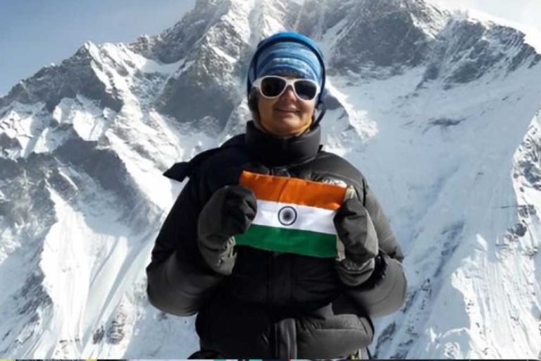 माउंट एवरेस्ट सहित विश्व की चार पर्वत चोटी फतह करने के बावजूद विक्रम अवार्ड नहीं दिये जाने को हाईकोर्ट में चुनौती, याचिका दायर
