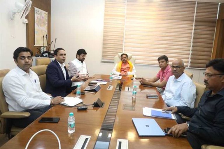 उप मुख्यमंत्री शुक्ल ने नवजात शिशुओं के स्वास्थ्य की दिशा में नई पहल की संभावनाओं पर हुआ विमर्श