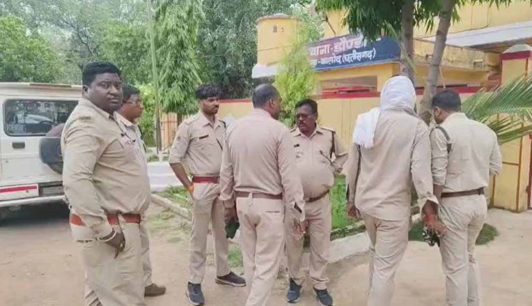 बालोद में निरीक्षण करने पहुंची वन विभाग की टीम पर लाठी-डंडे से हमला