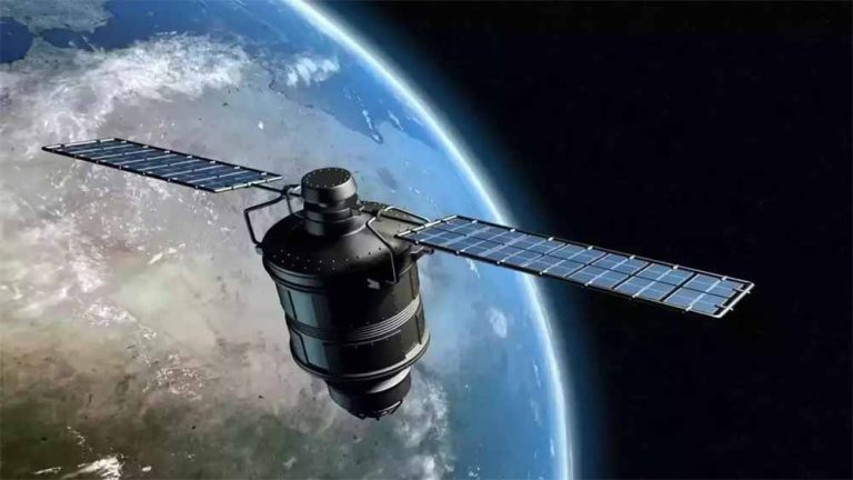 सैटेलाइट इंटरनेट क्या हैं इसके फायदे और नुकसान