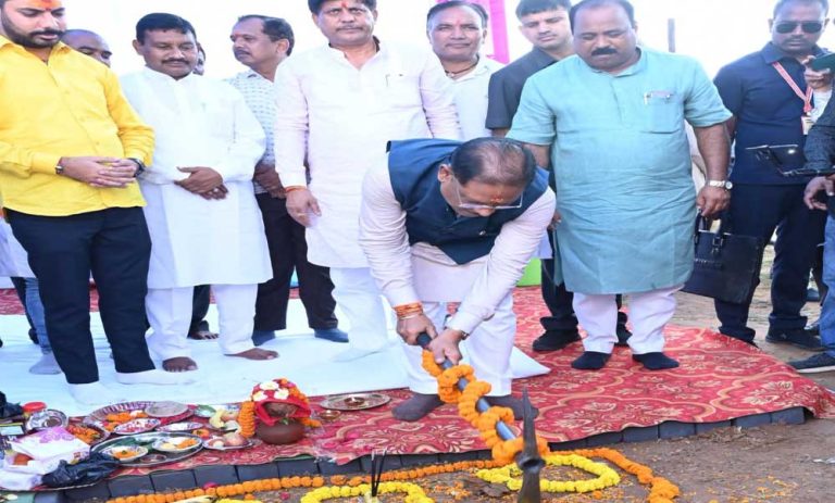 राजस्व क्षेत्र में क्रांतिकारी पहल लागू , रजिस्ट्री और नामांतरण जैसी प्रक्रियाएँ अब आमजन के लिए सरल और सुलभ हो गई