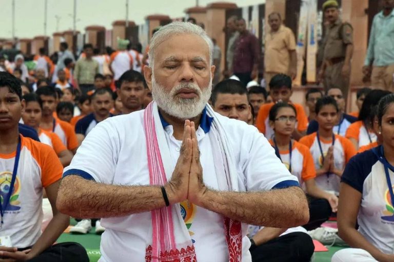 अंतरराष्ट्रीय योग दिवस 2025 के लिए आयुष मंत्रालय ने घोषित किए 10 कार्यक्रम, 25,000 से अधिक संगठनों के हुए पंजीकरण