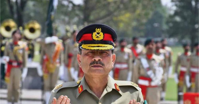 ‘गले की नस’ बताया कश्मीर को, पाक सेना प्रमुख की भारत विरोधी चालें तेज