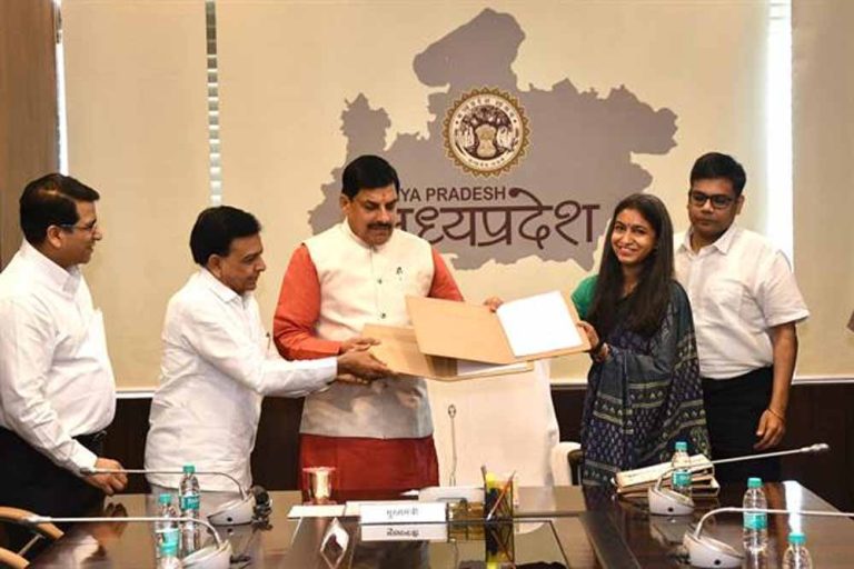 मध्यप्रदेश राज्य नीति आयोग ने चार एनजीओ के साथ किये एमओयू