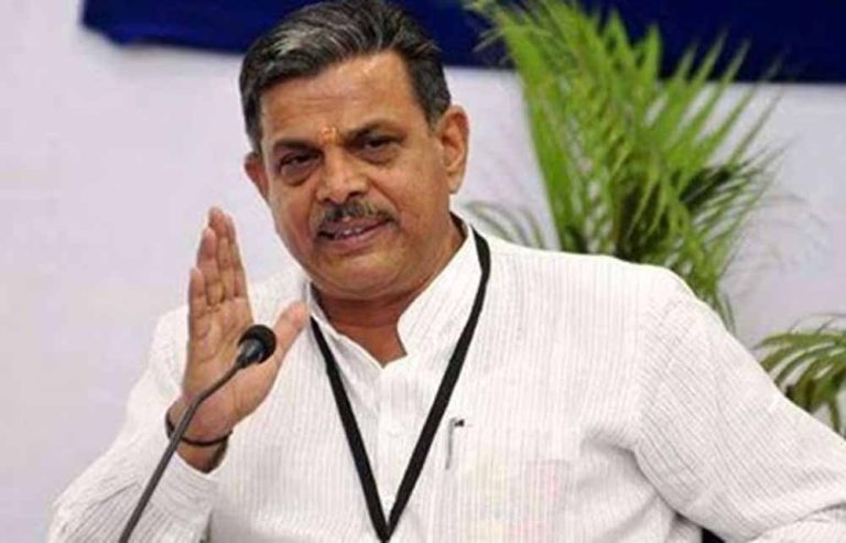 RSS ने इमरजेंसी का किया था स्वागत? इंदिरा को लिखे पत्र का कांग्रेस ने दिलाया हवाला