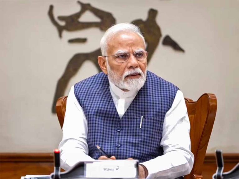 PPF और सुकन्या योजना की ब्याज दरों में कटौती संभव, सरकार ले सकती है बड़ा फैसला