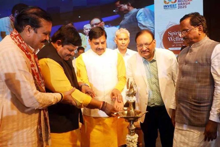 निवेशकों से उपलब्ध अवसर का लाभ लेकर मध्यप्रदेश में निवेश करने का आह्वान किया : मुख्यमंत्री डॉ. यादव