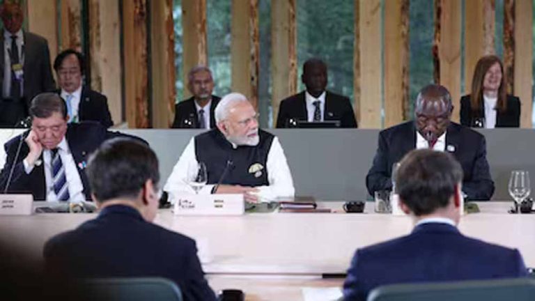 पीएम मोदी ने जी7 सम्मेलन में कहा-भारत दुनिया का सबसे बड़ा लोकतांत्रिक देश, शिखर सम्मेलन को बताया सार्थक