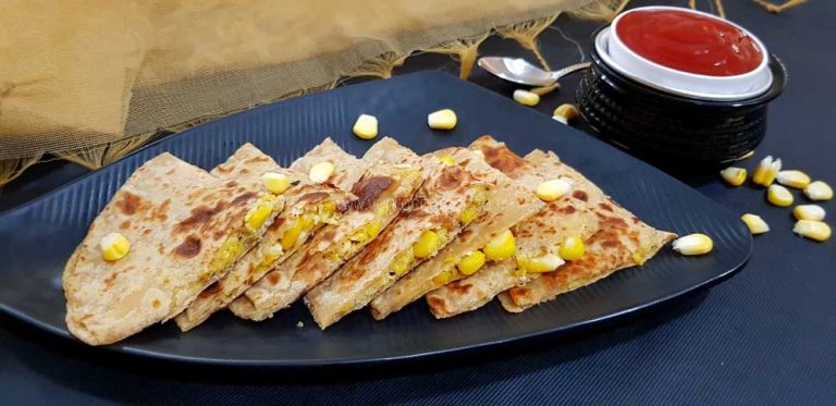 बच्चे के लिए नाश्ते में बनाएं कॉर्न चीज़ पराठा