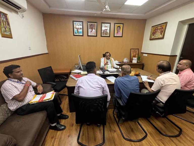मंत्री जोराराम कुमावत ने ली पशुपालन विभाग की समीक्षा बैठक