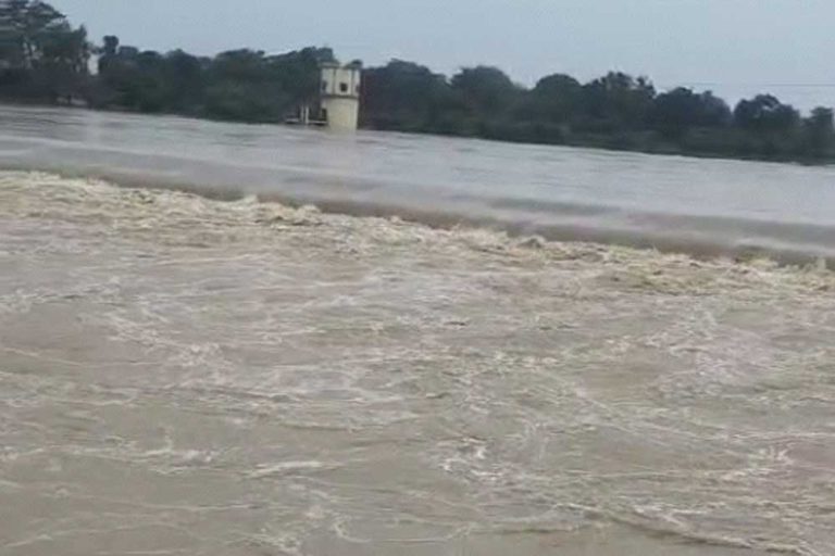 तेज बारिश की चेतावनी! रायपुर, दुर्ग और धमतरी समेत 33 जिलों में भारी बारिश के आसार, 9 में बाढ़ का खतरा