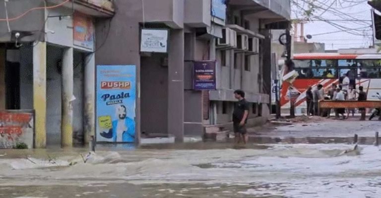 स्ट्रॉन्ग सिस्टम की बदौलत मध्यप्रदेश में 1 महीने के अंदर ही 17.4 इंच बारिश हो गई