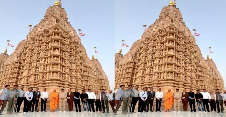 CM डॉ. यादव ने BAPS मंदिर में किए दर्शन, की प्रदेशवासियों की खुशहाली की कामना