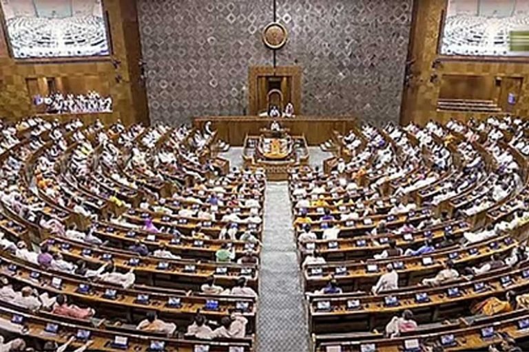 राज्यसभा में नए चेहरों के लिए खुलेंगे रास्ते, गले एक साल में खाली होंगी 75 सीटें